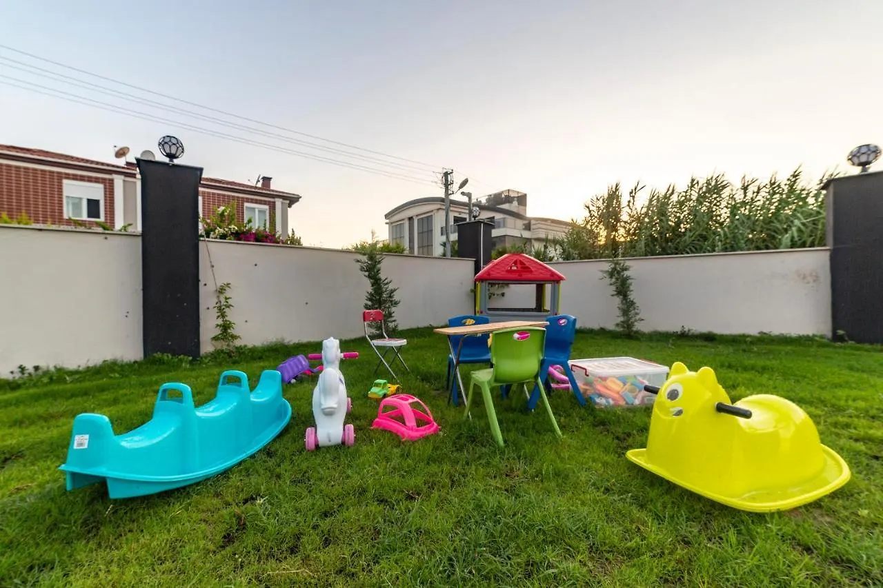 Aparthotel Tema Martili Apart Altinkum